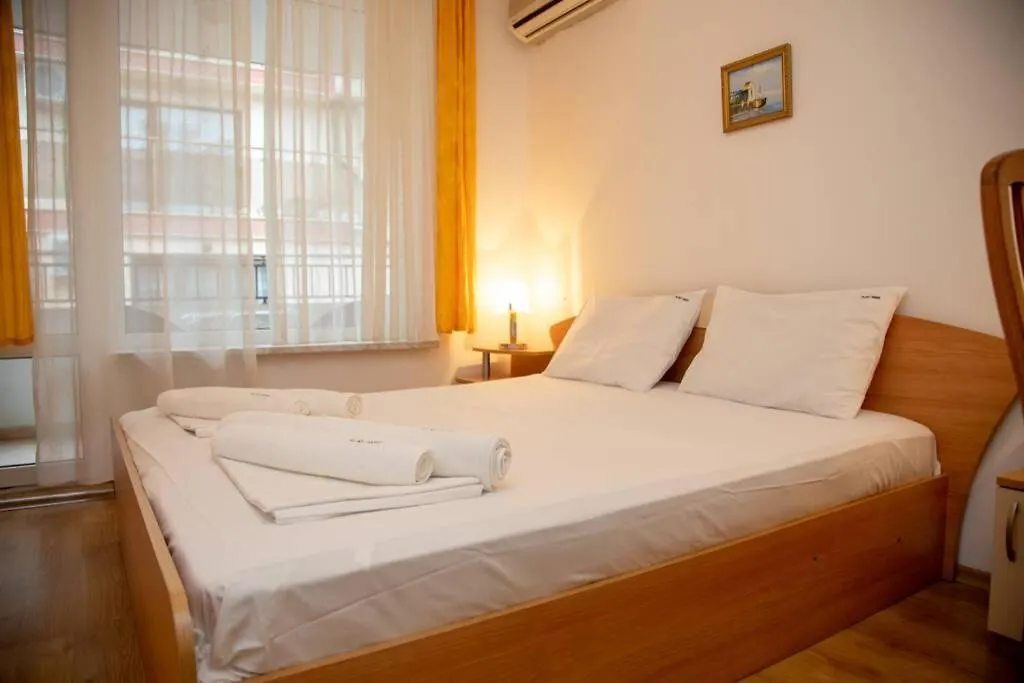 Apartment Convenient 1-Bedroom Flat Next To Harmanite Beach Sozopol Bulgaria